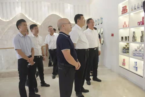 奶水牛产业调研 北海市委书记蔡锦军率队深入皇氏集团指导工作